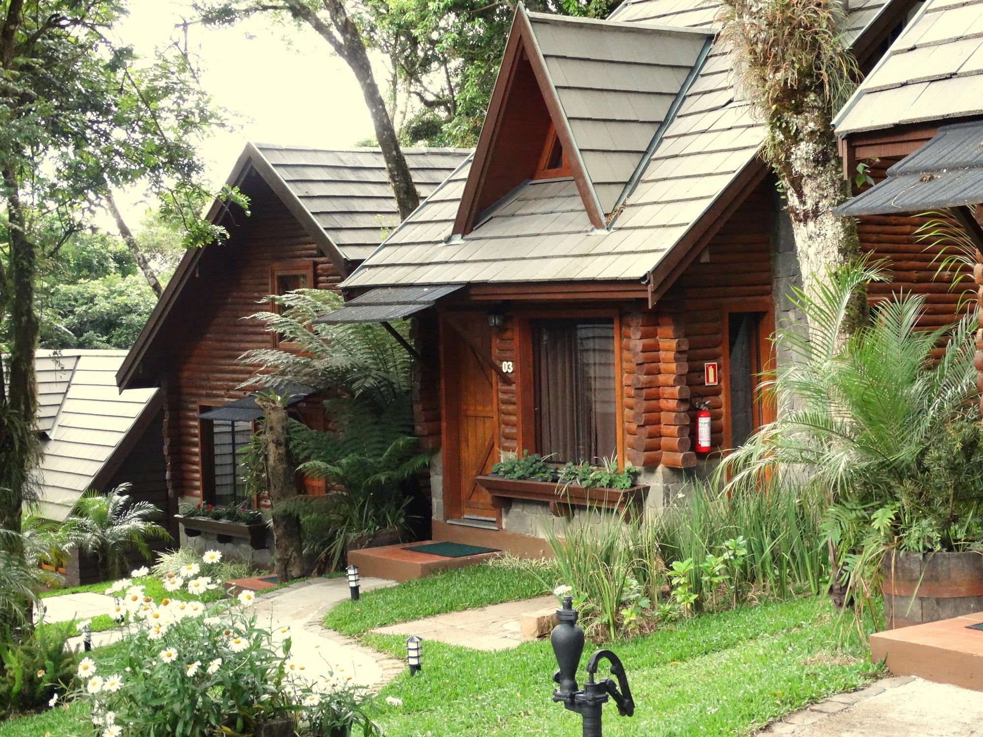 Pousada Chales Da Montanha Gramado Bagian luar foto